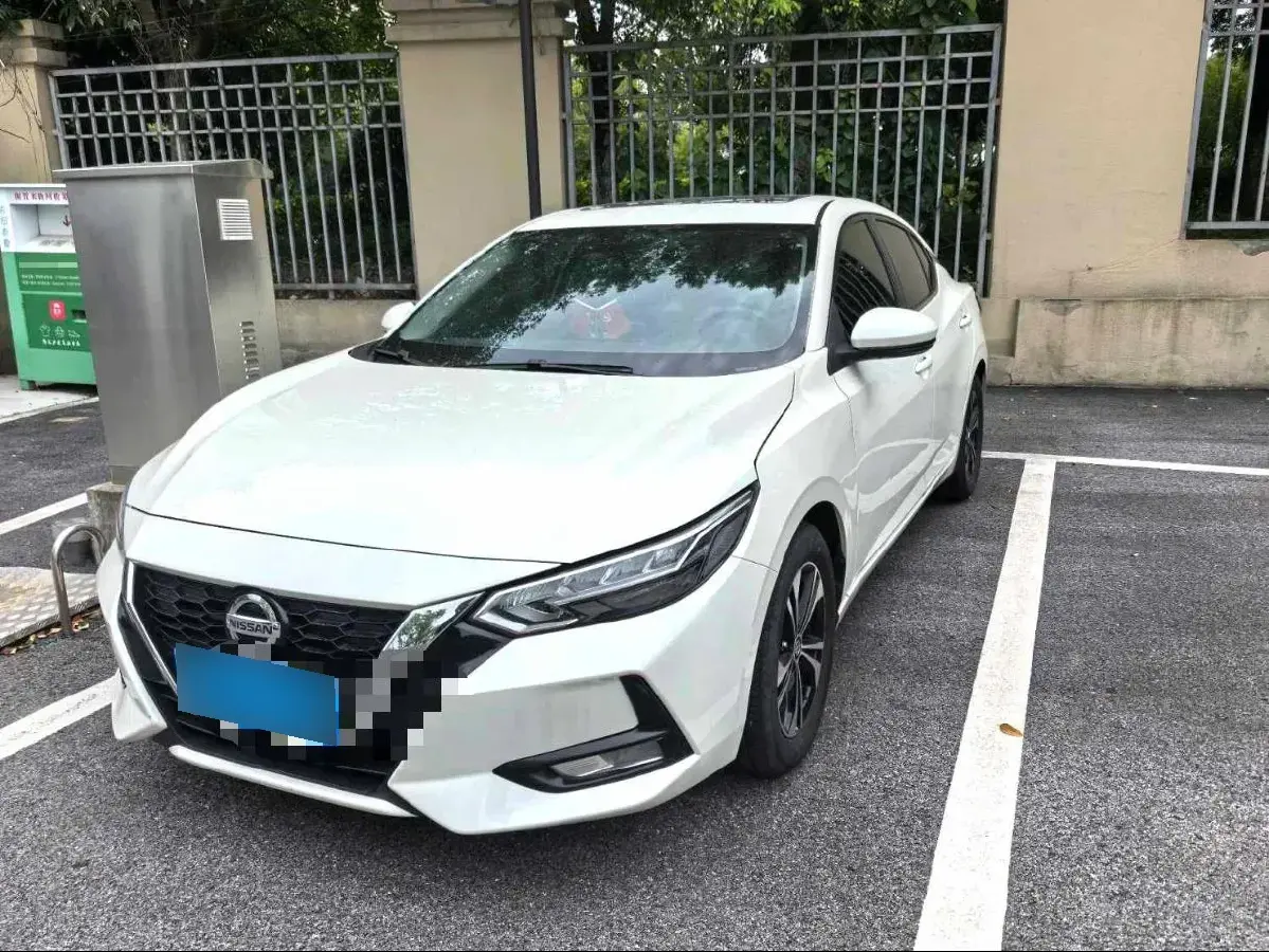 2022 Nissan Sylphy 1.6L 135HP L4 CVT