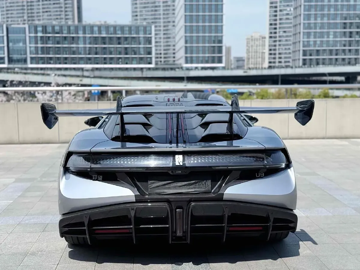 2024 YangWang U9 BEV 80KWH,autocango,china used car exporter,china ev exporter,chinese used car exporter,chinese used ev exporter