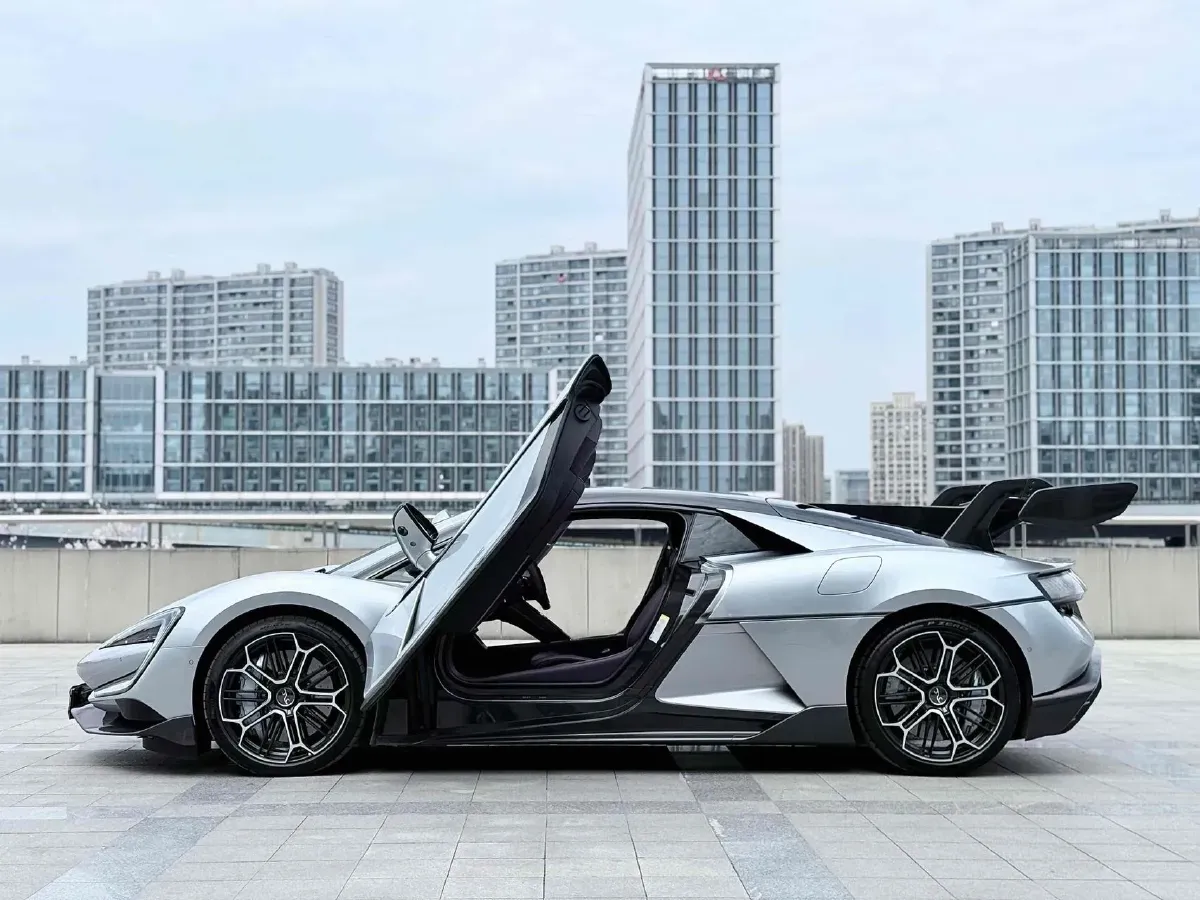 2024 YangWang U9 BEV 80KWH,autocango,china used car exporter,china ev exporter,chinese used car exporter,chinese used ev exporter