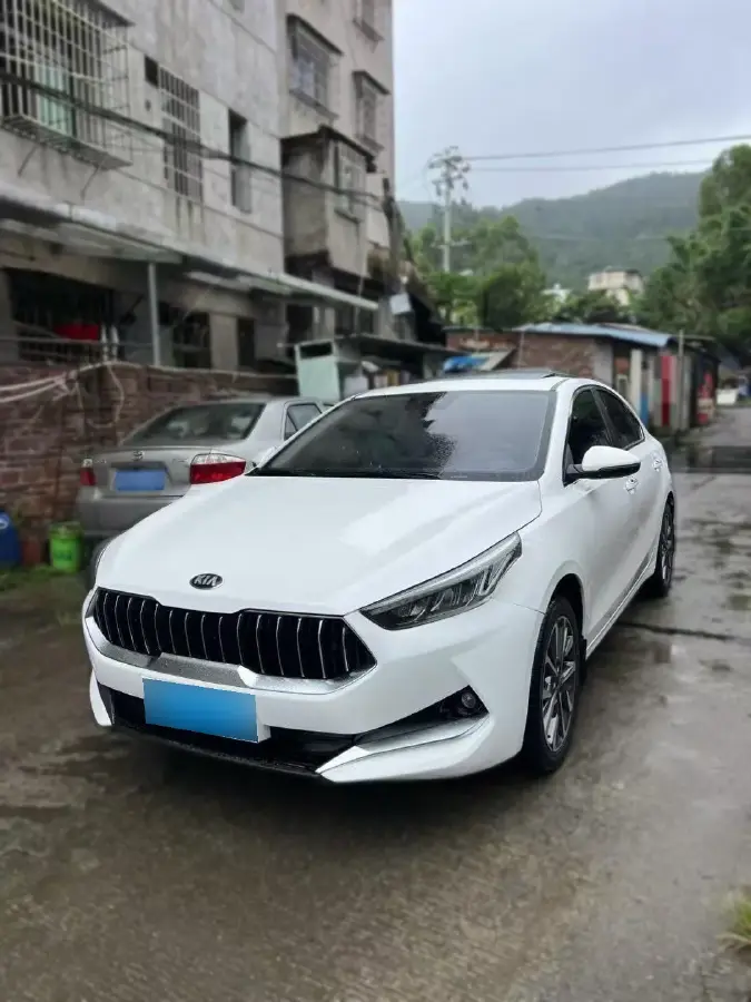 2020 Kia K3 1.5L 115HP L4 CVT