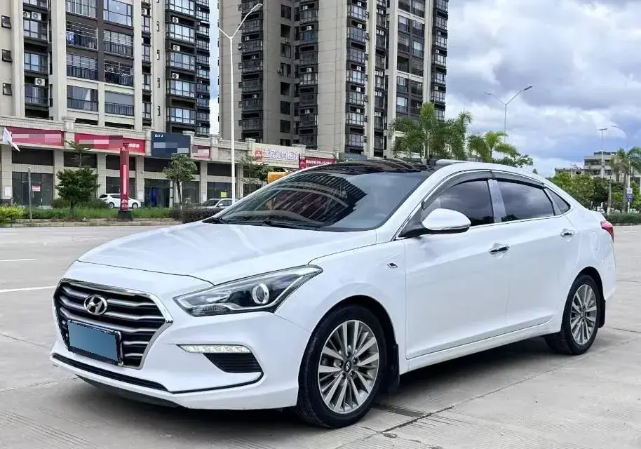 2019 Hyundai Mistra 1.8L 143HP L4 6AT