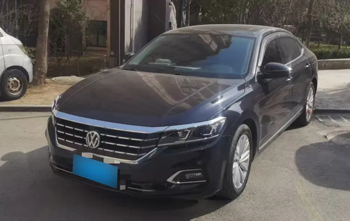 2019 Volkswagen Passat 2.0T 186HP L4 7DCT