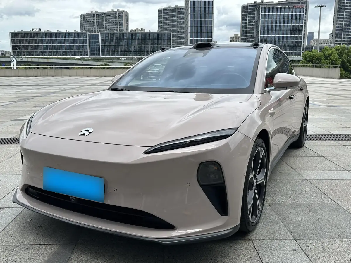 2024 NIO ET5T BEV 75KWH