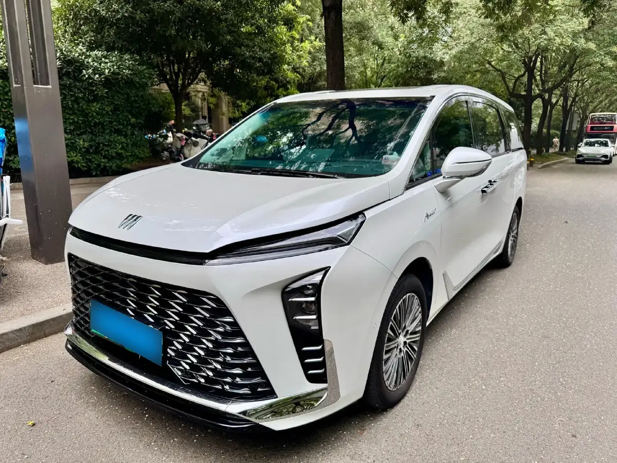 2024 Buick GL8 1.5T 180HP L4 2DHT PHEV 24.4KWH