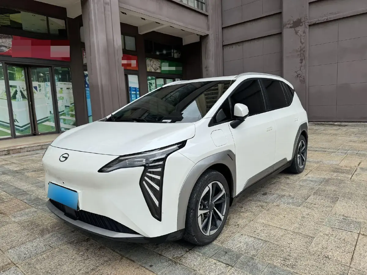 2023 Aion Y BEV 61.7KWH