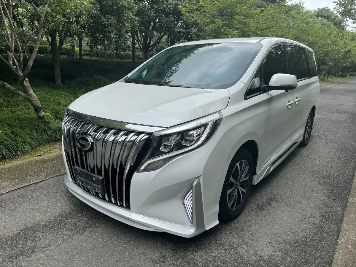 2023 GAC Trumpchi M8 2.0T 252HP L4 8AT