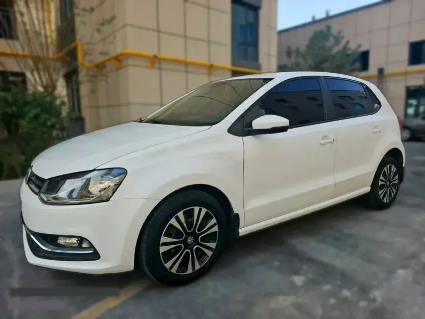 2018 Volkswagen Polo 1.5L 110HP L4 6AT