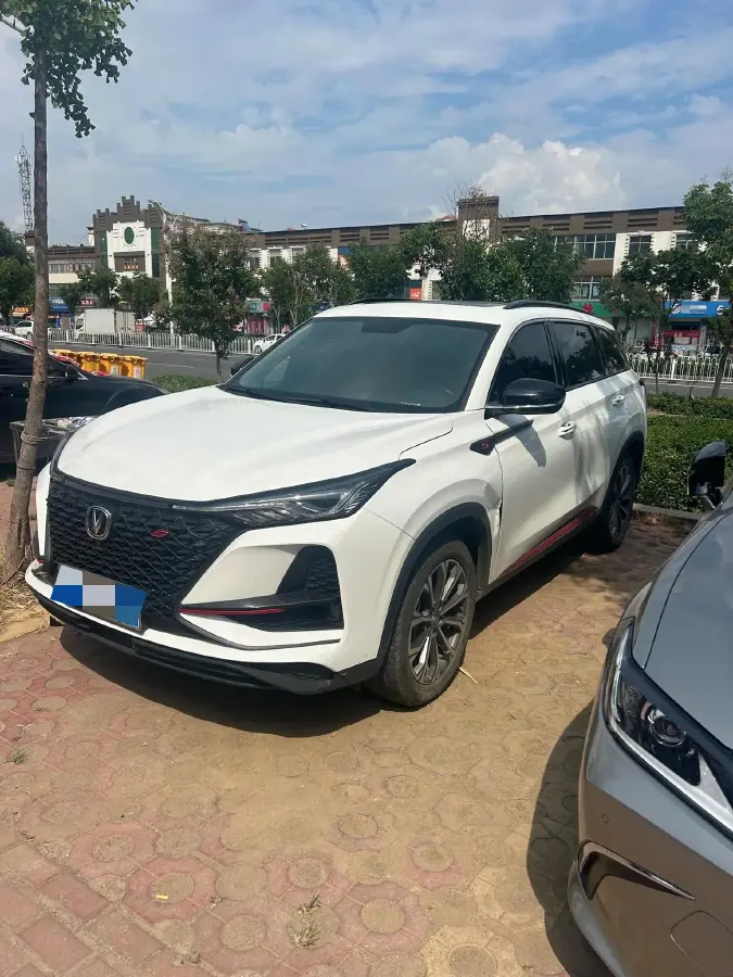 2021 ChangAn CS75 Plus 2.0T 233HP L4 8AT