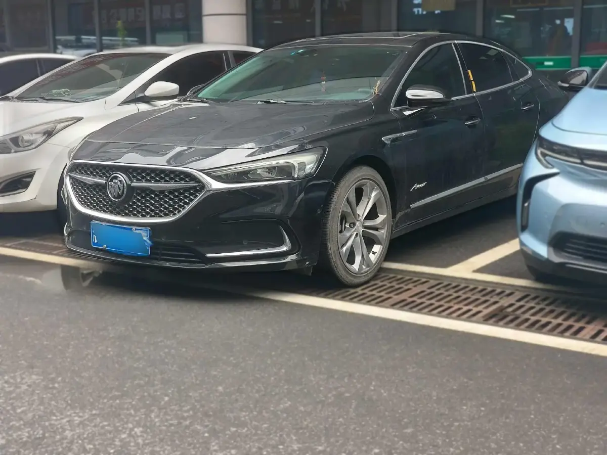 2021 Buick Larcosse 2.0T 237HP L4 9AT