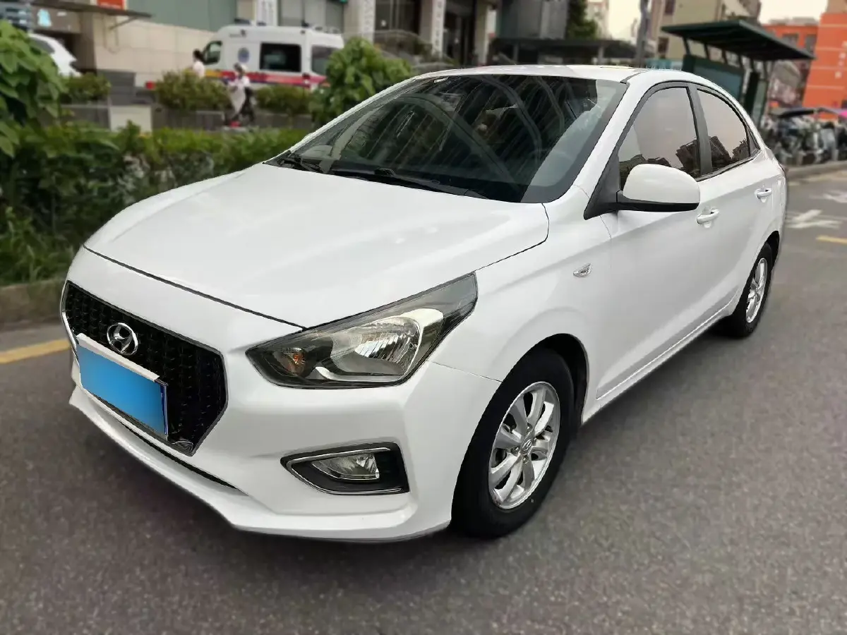 2017 Hyundai Reina 1.4L 95HP L4 4AT