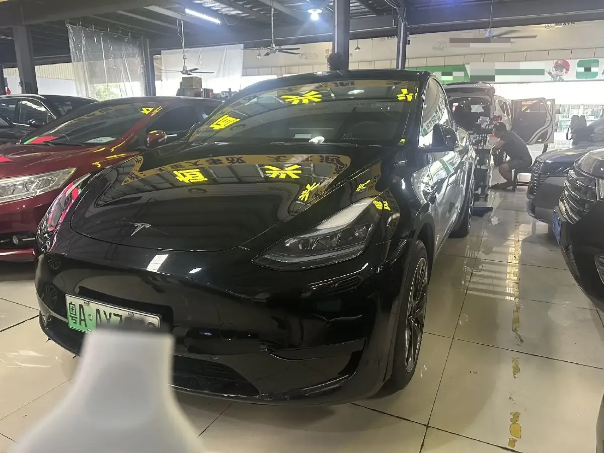 2022 Tesla Model Y BEV 60KWH