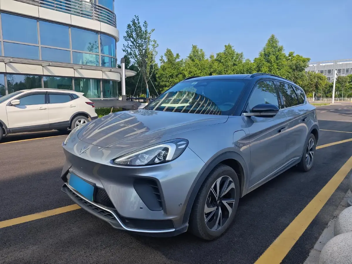 2021 ARCFOX αT BEV 93.6KWH