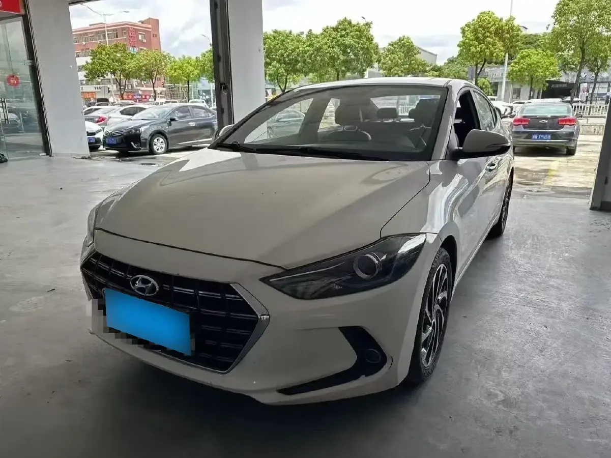 2019 Hyundai Elantra 1.4T 130HP L4 7DCT