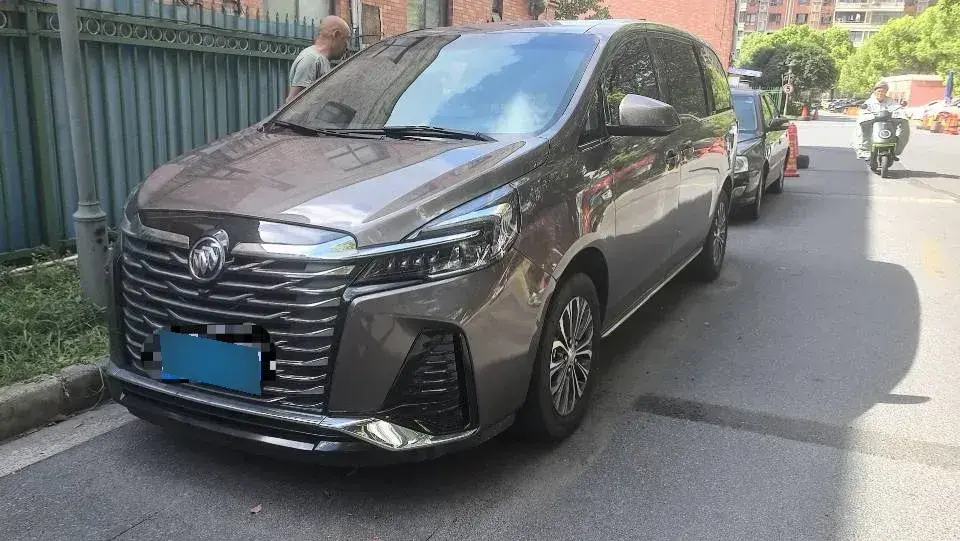 2023 Buick GL8 2.0T 237HP L4 9AT