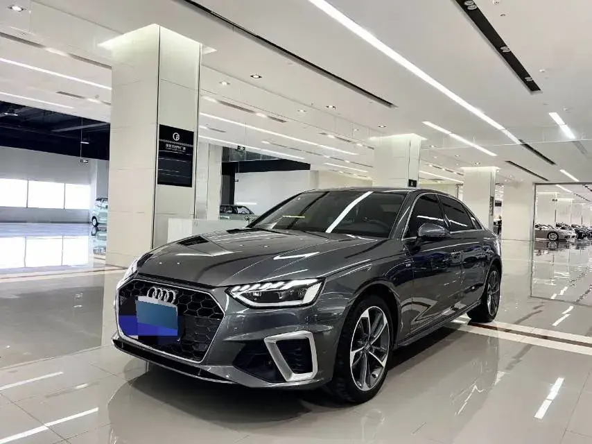 2020 Audi A4L 2.0T 150HP L4 7DCT