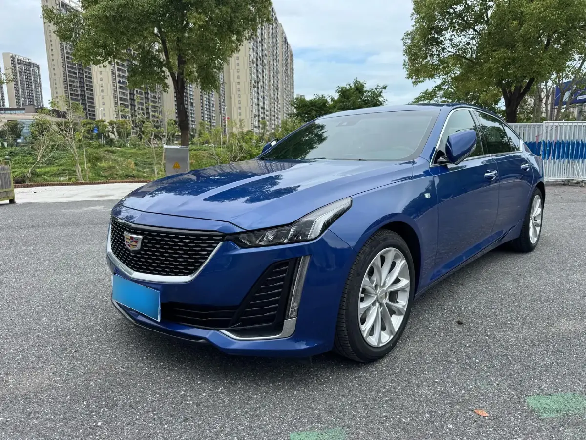 2021 Cadillac CT5 2.0T 237HP L4 10AT