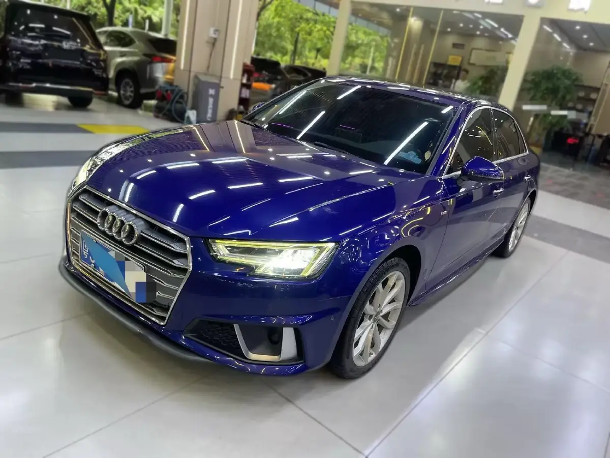 2019 Audi A4L 2.0T 190HP L4 7DCT
