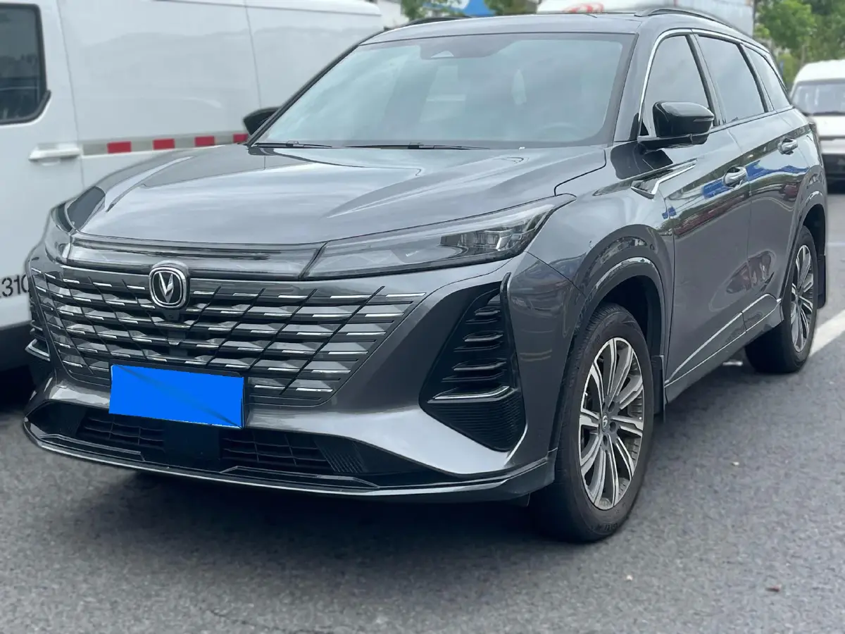 2024 ChangAn CS75 Plus 1.5T 188HP L4 8AT