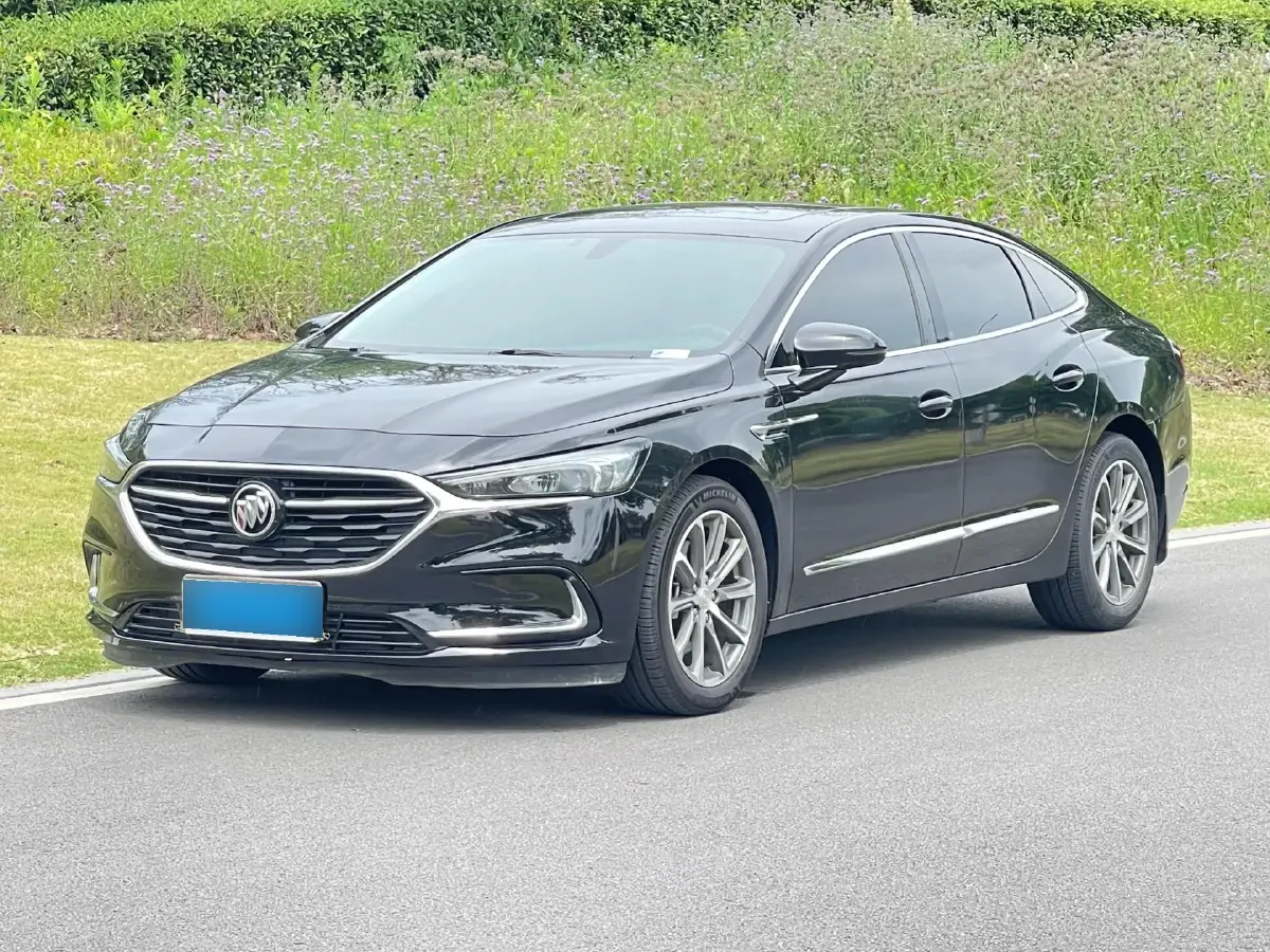 2021 Buick Larcosse 2.0T 237HP L4 9AT