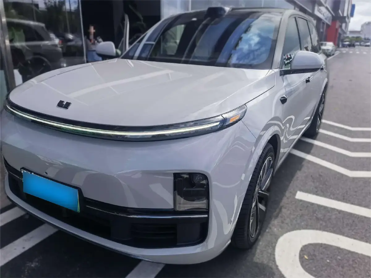 2022 Li L9 Range Extended 154HP REEV 42.6KWH