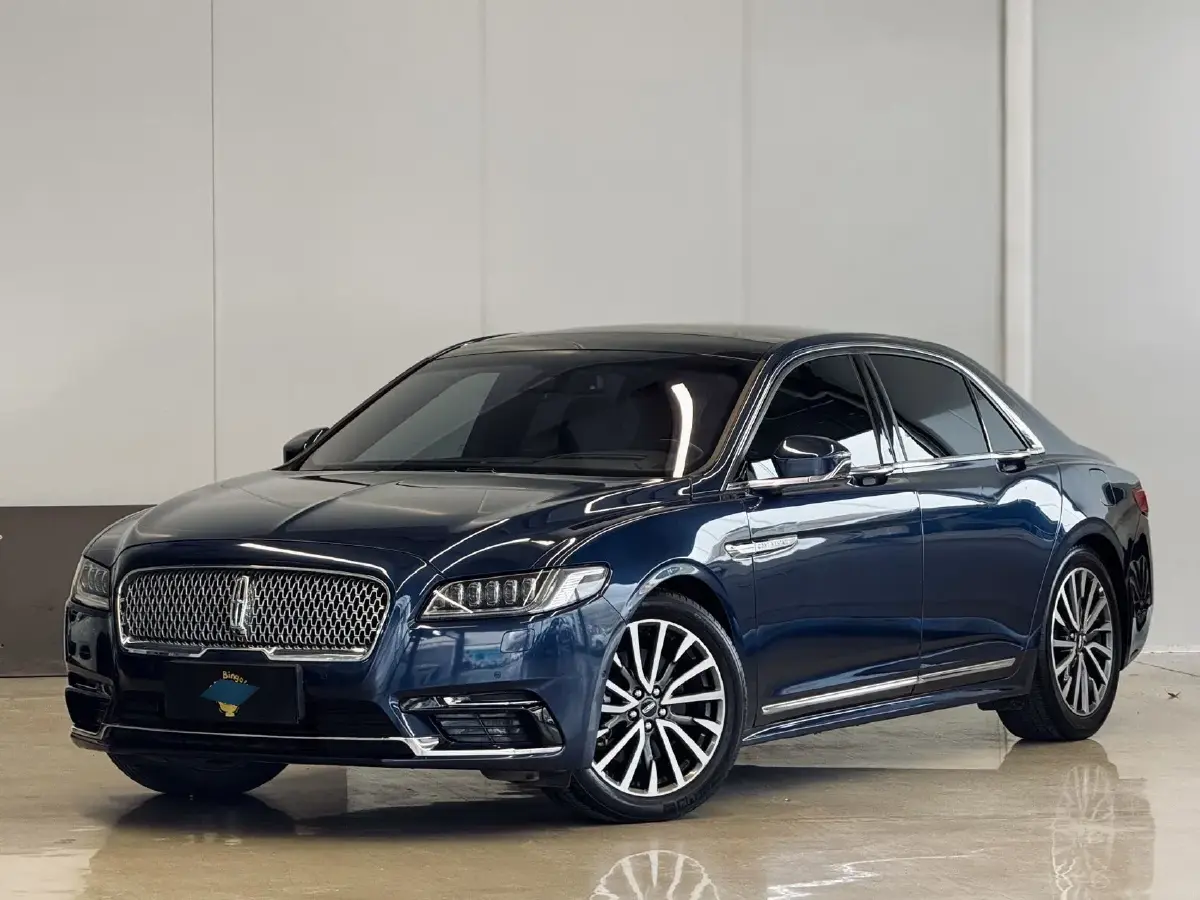 2018 Lincoln Continental 2.0T 261HP L4 6AT