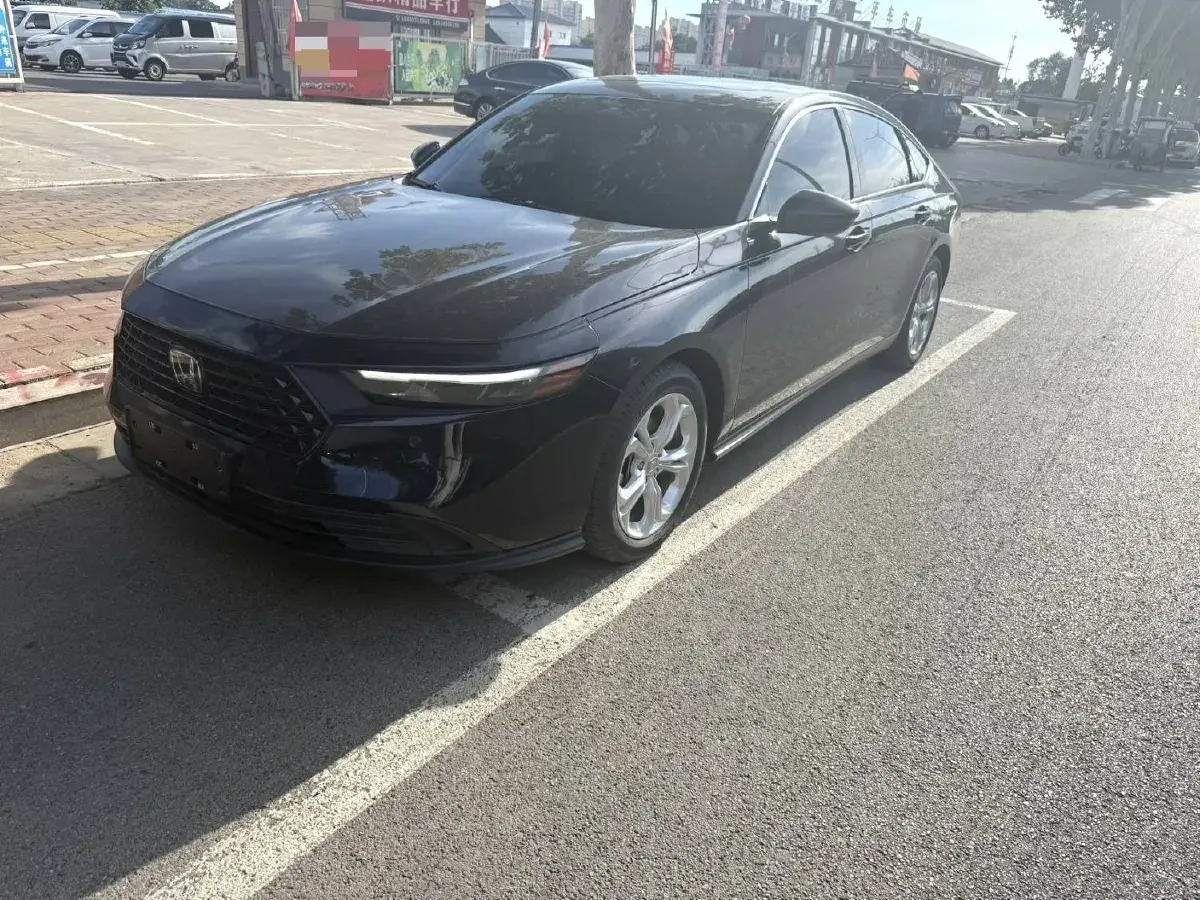 2023 Honda Accord 1.5T 192HP L4 CVT