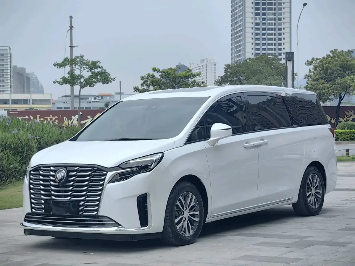 2023 Buick GL8 2.0T 237HP L4 9AT