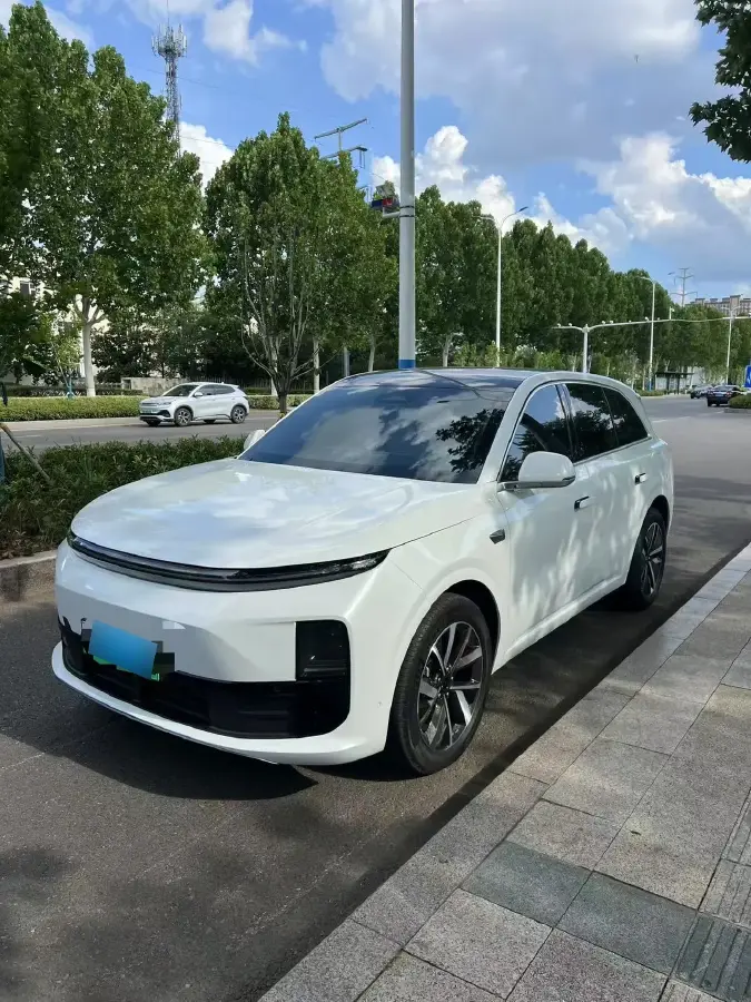 2025 Li L6 Range Extended 154HP L4 REEV