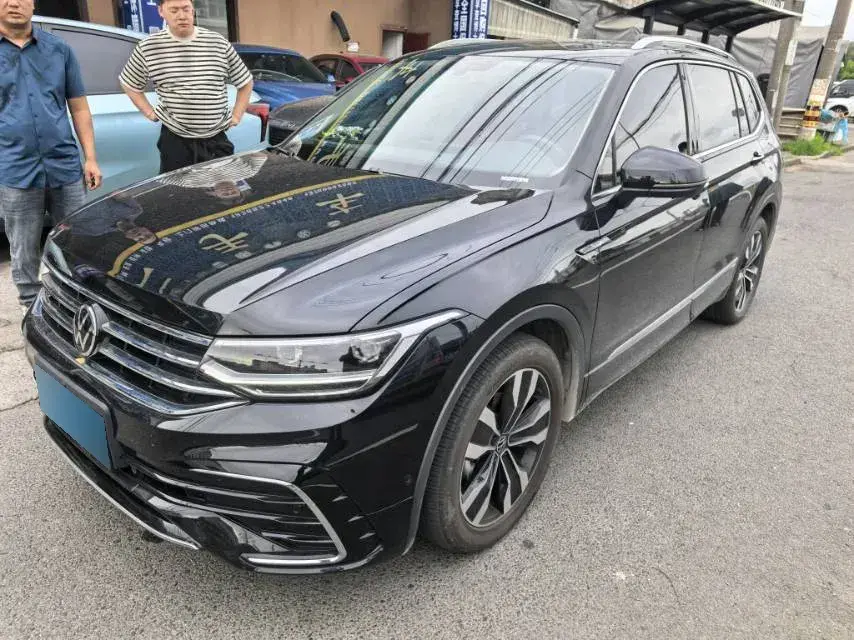 2024 Volkswagen Tiguan L 2.0T 186HP L4 7DCT