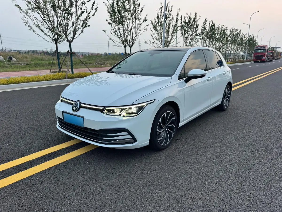 2021 Volkswagen Golf 1.4T 150HP L4 7DCT