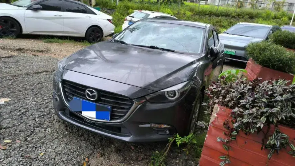 2017 Mazda 3 Axela 1.5L 117HP L4 6AT