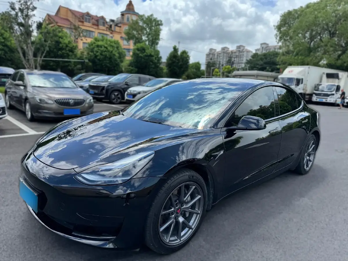 2022 Tesla Model 3 BEV 60KWH