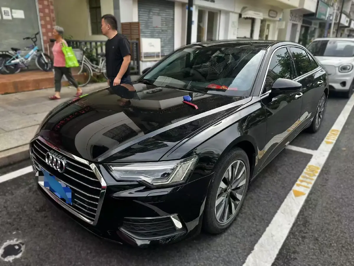 2021 Audi A6L 2.0T 190HP L4 7DCT