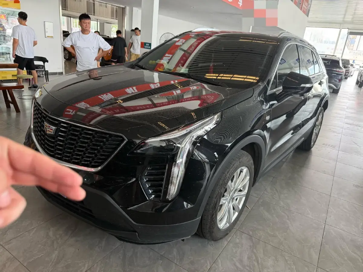 2022 Cadillac XT4 2.0T 237HP L4 9AT