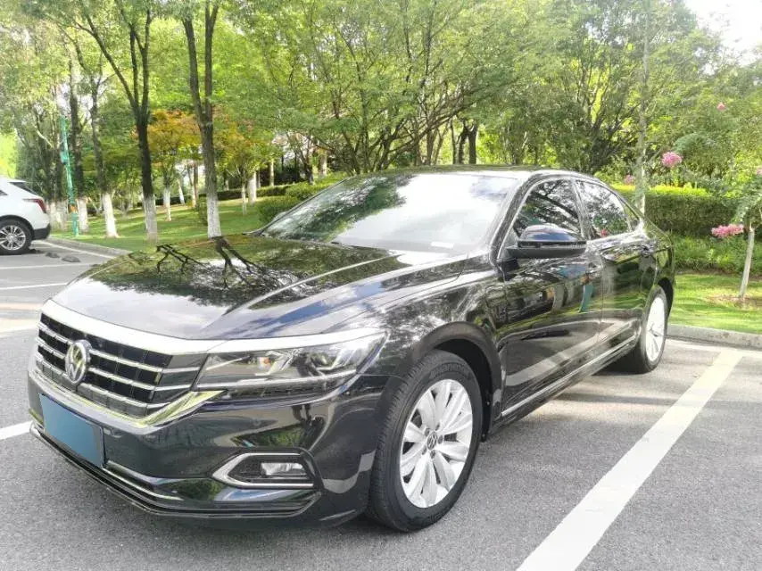 2020 Volkswagen Passat 2.0T 186HP L4 7DCT