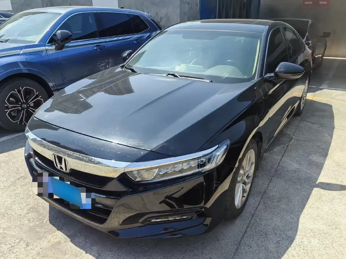 2018 Honda Accord 1.5T 194HP L4 CVT
