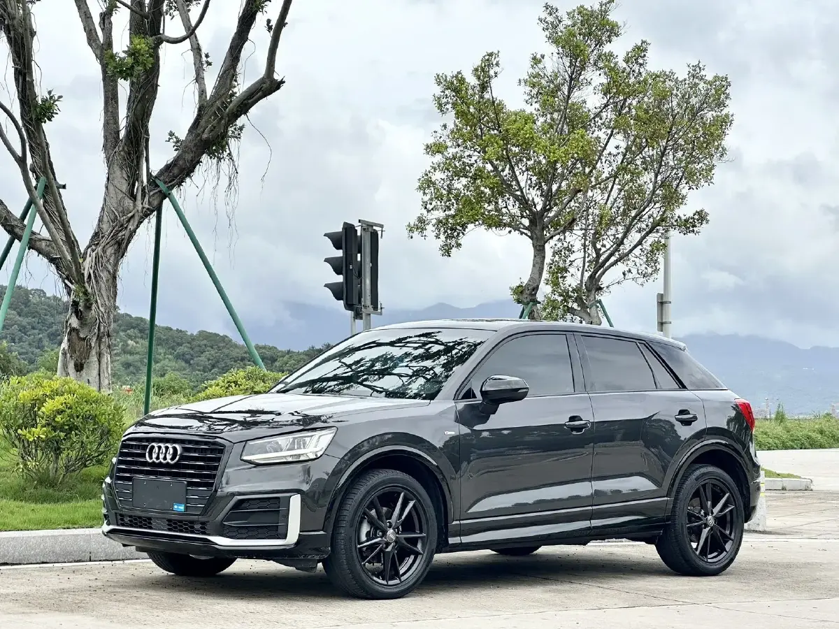2020 Audi Q2L 1.4T 150HP L4 7DCT