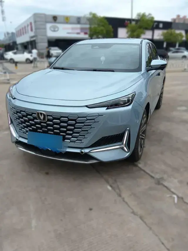 2021 ChangAn UNI-K 2.0T 233HP L4 8AT