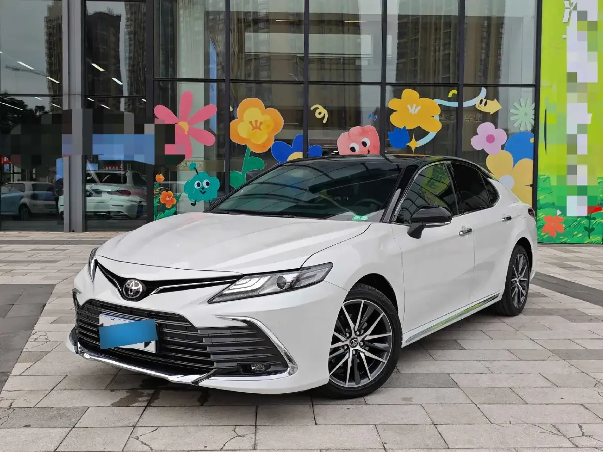 2023 Toyota Camry 2.5L 207HP L4 8AT