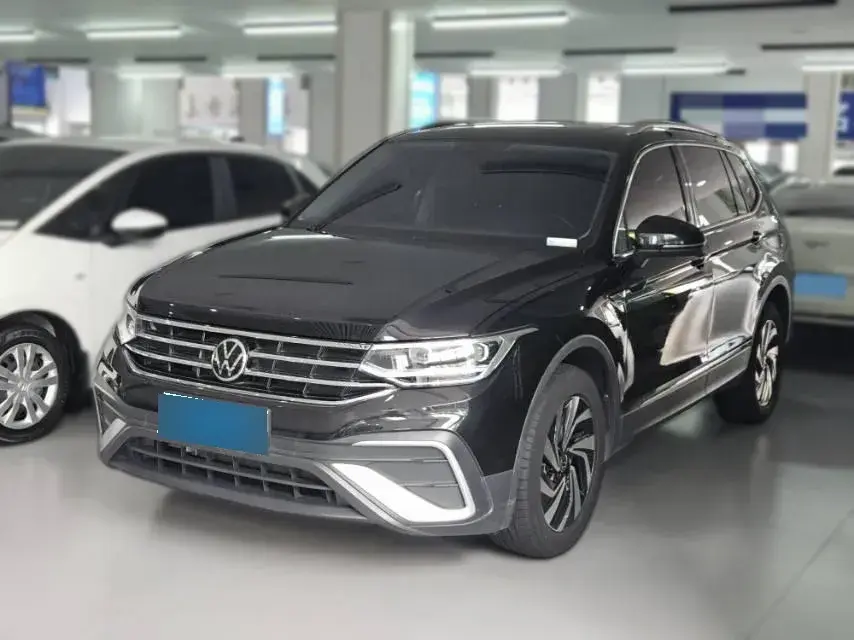 2023 Volkswagen Tiguan L 1.5T 160HP L4 7DCT