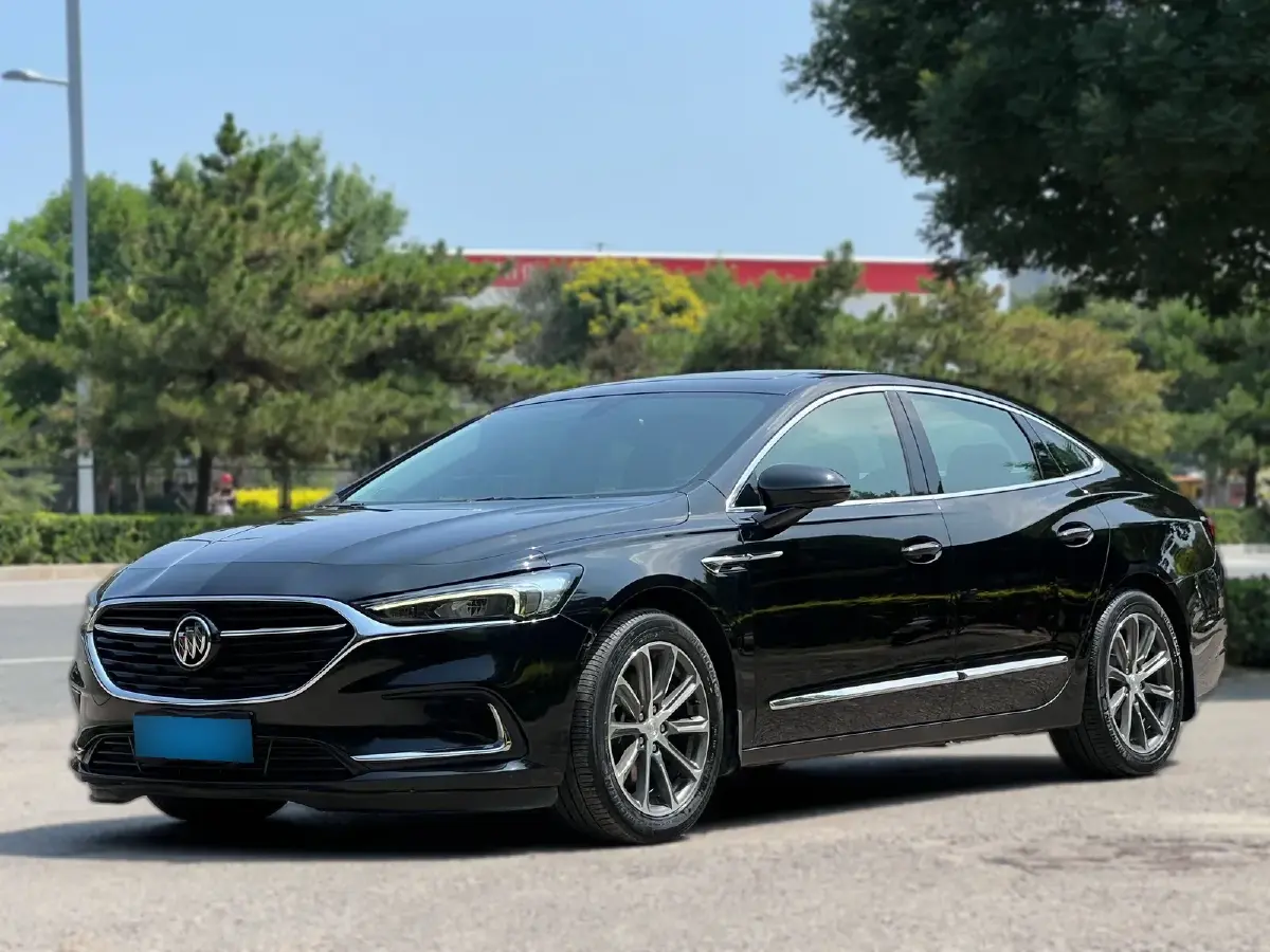 2020 Buick Larcosse 2.0T 237HP L4 9AT