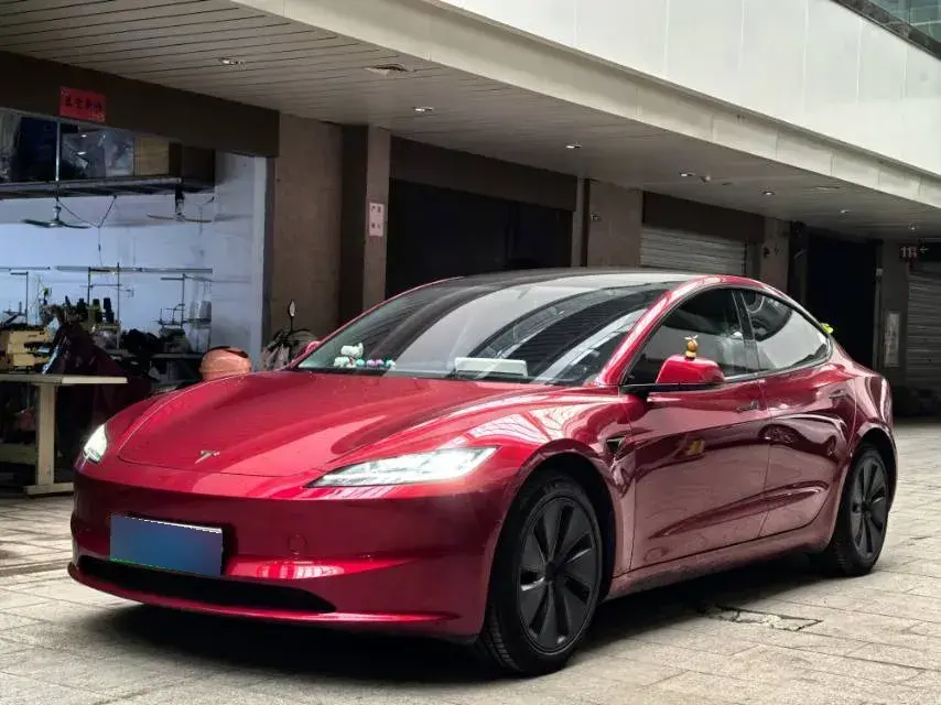2023 Tesla Model 3 BEV 60KWH
