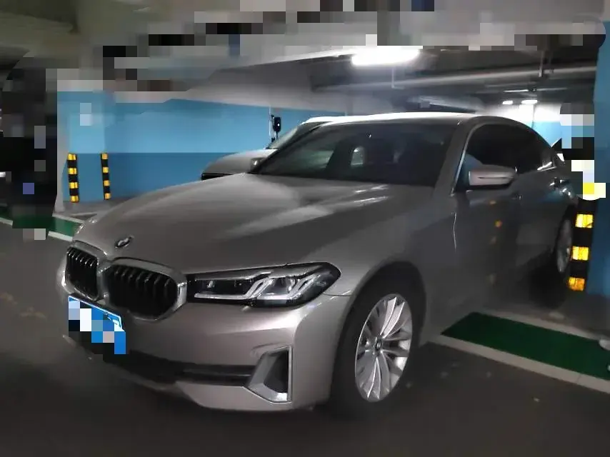 2022 BMW 5 Series 2.0T 184HP L4 8AT