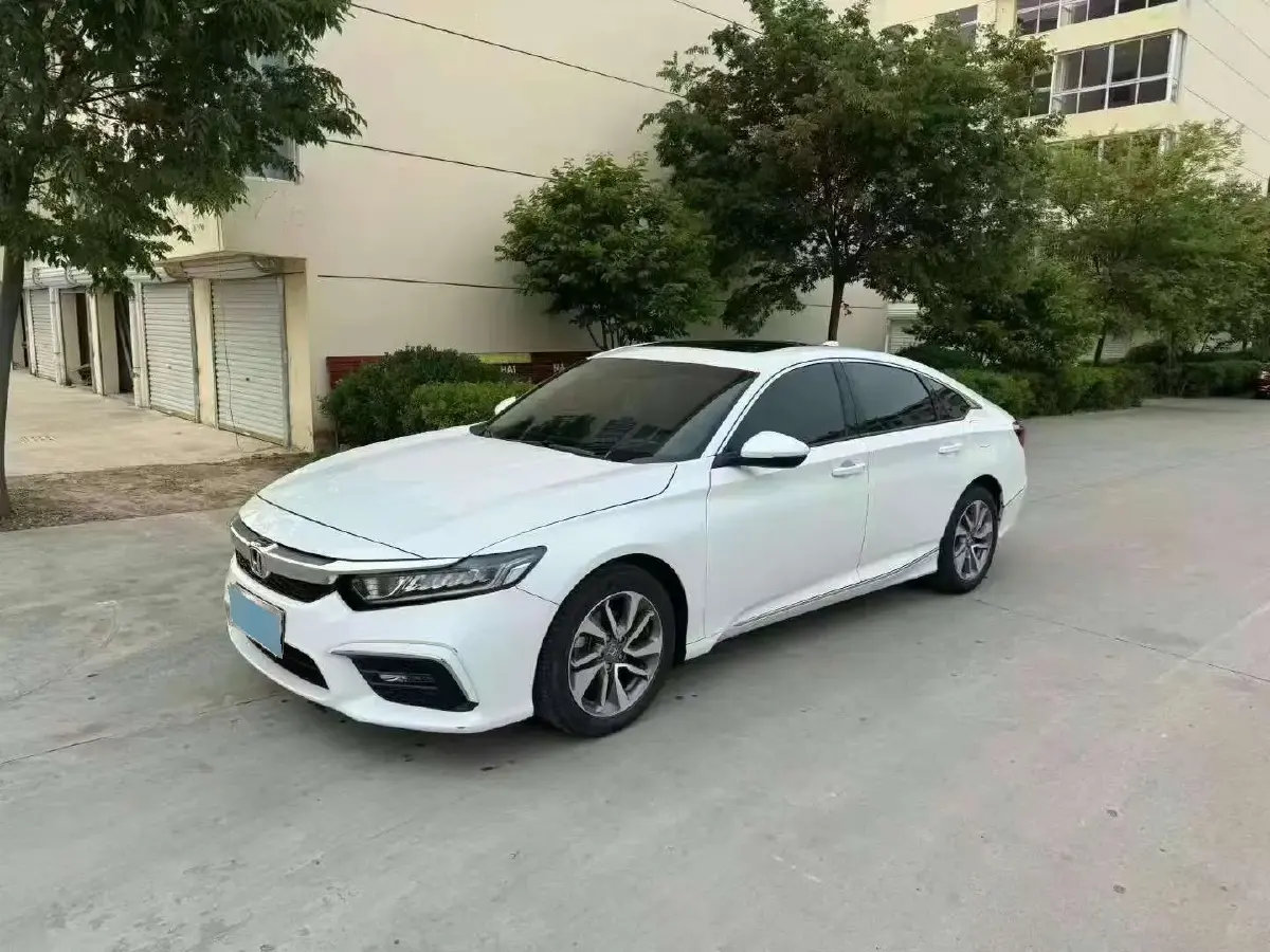 2019 Honda Inspire 1.5T 194HP L4 CVT