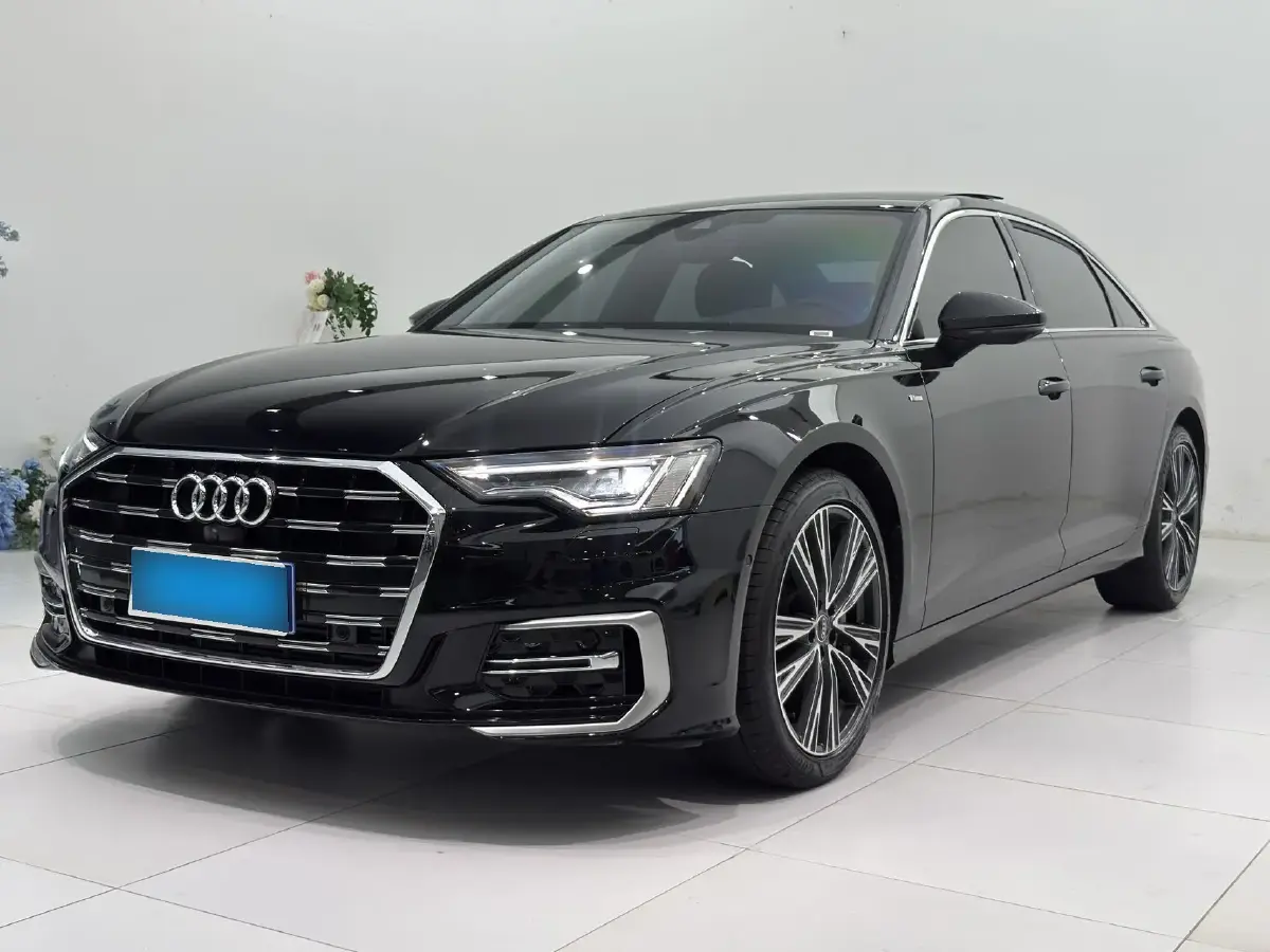 2024 Audi A6L 2.0T 245HP L4 7DCT
