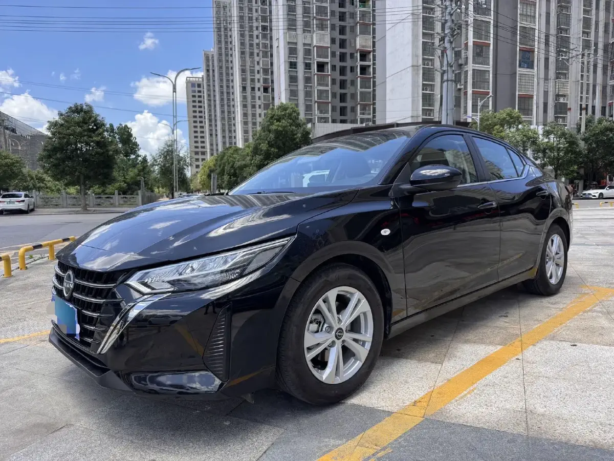 2023 Nissan Sylphy 1.6L 135HP L4 CVT