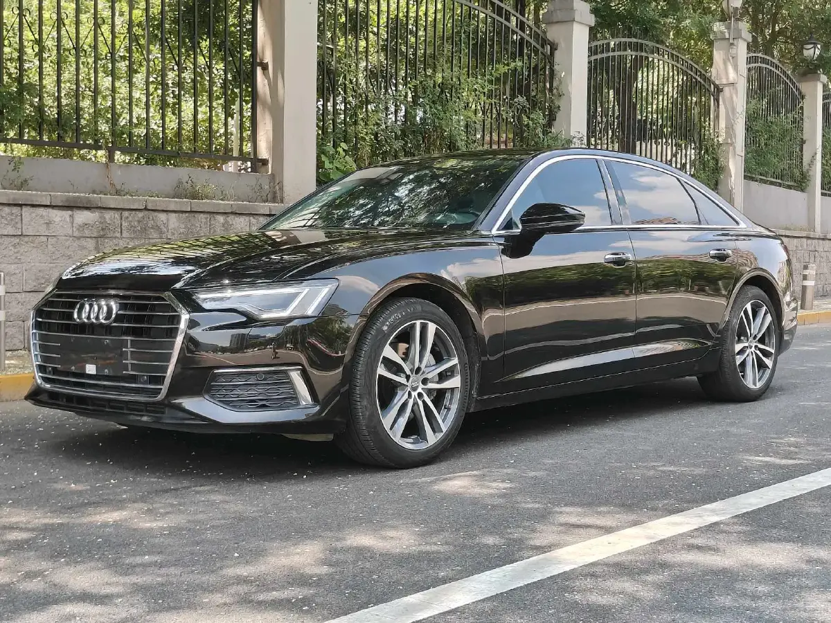 2021 Audi A6L 2.0T 224HP L4 7DCT