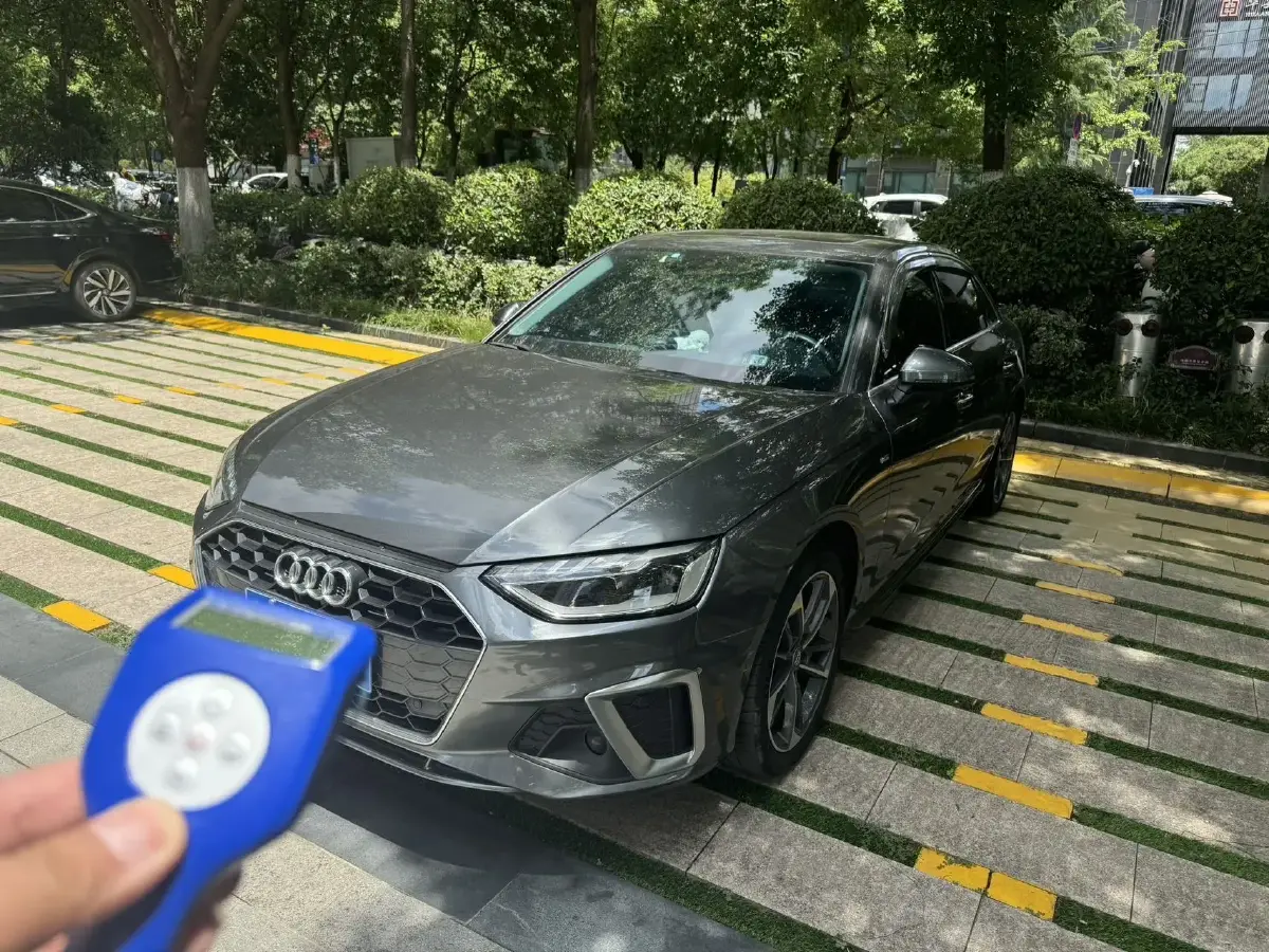 2020 Audi A4L 2.0T 150HP L4 7DCT