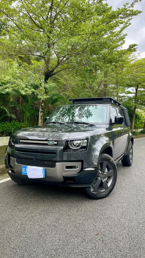 2023 Land Rover Defender 3.0T 400HP L6 8AT 2023 Land Rover Defender 3.0T 400HP L6 8AT