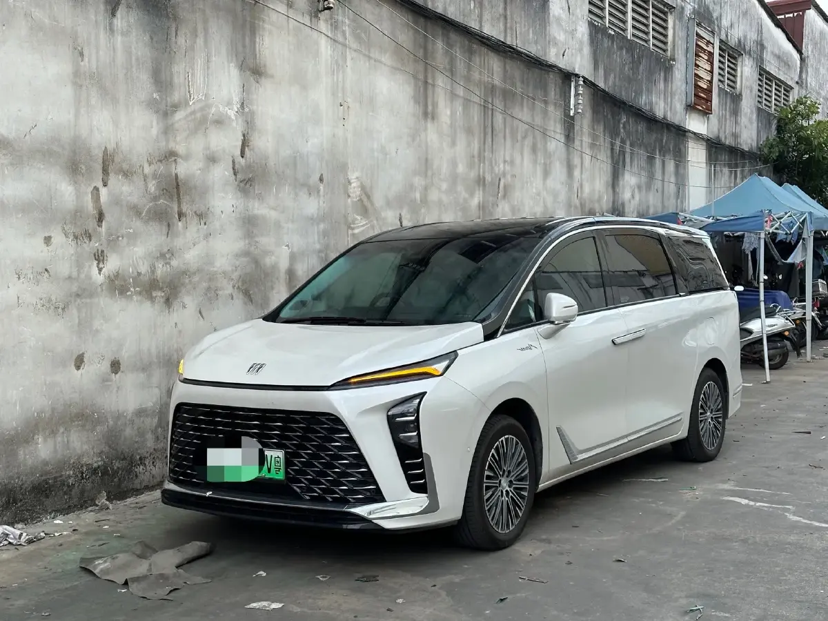 2024 Buick GL8 1.5T 180HP L4 2DHT PHEV 24.4KWH